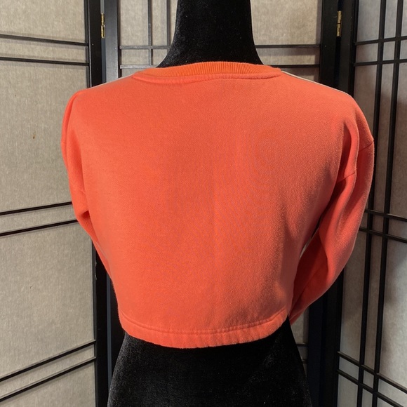 Gymshark cropped sweatshirt size XS - Picture 3 of 8